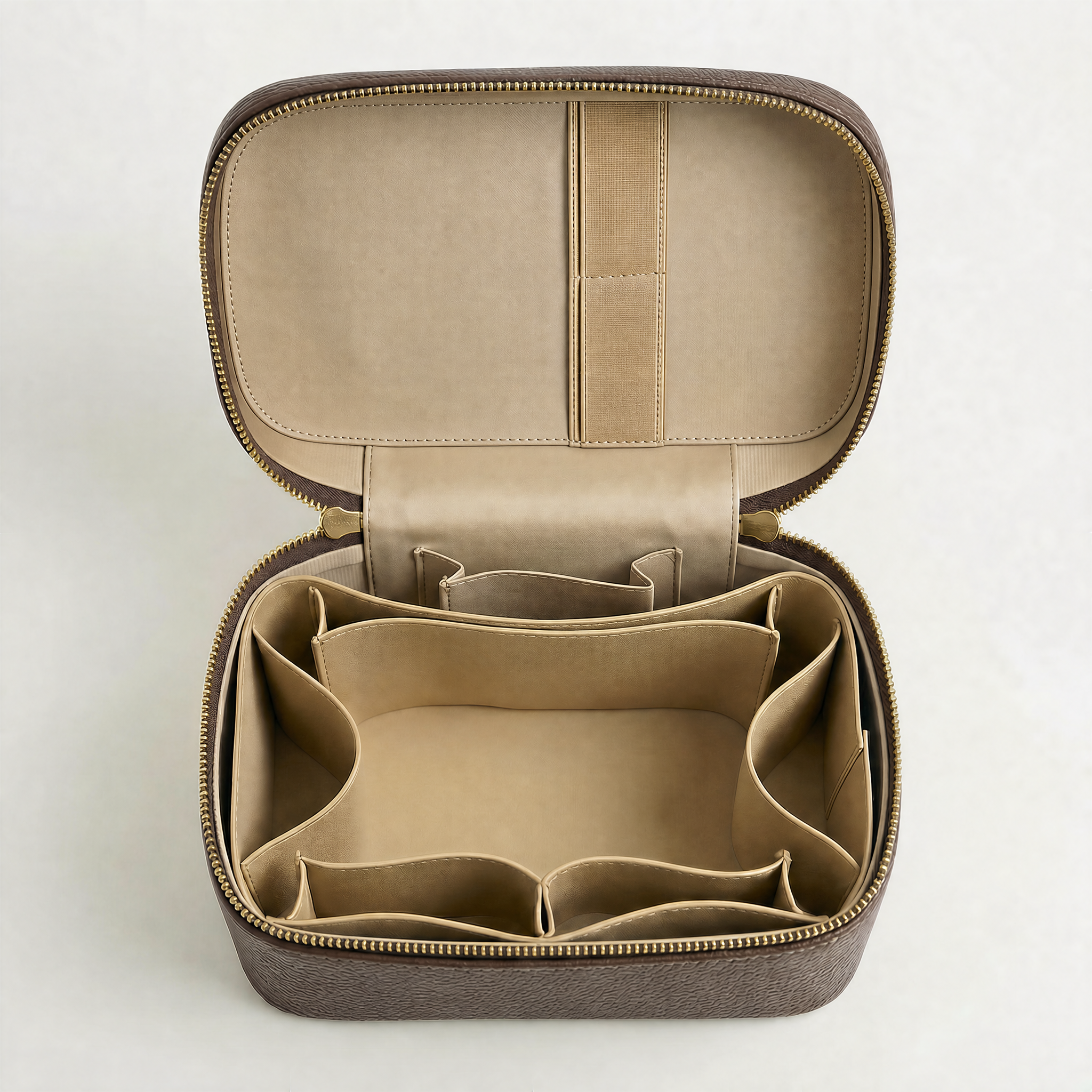 The Essentiél Vanity Case- Espresso